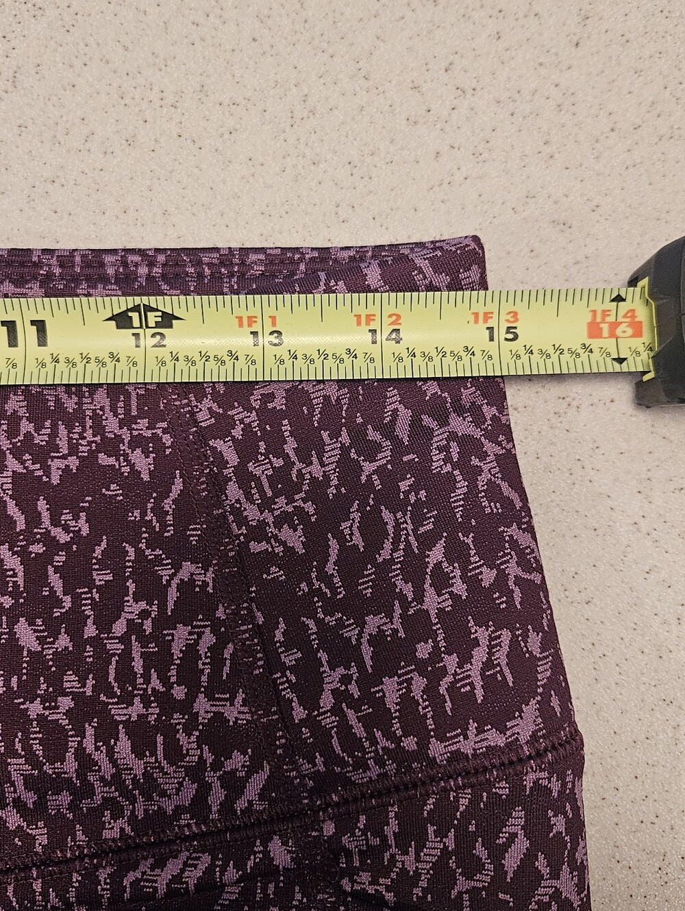 All In Motion SZ M Red/Pink Printed Athletic Leggings Side Pockets NWOT - Picture 5 of 11